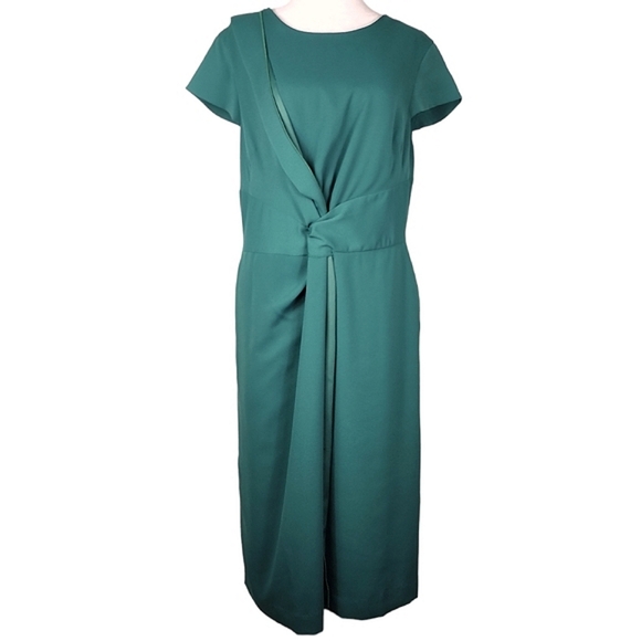 Ann Taylor Dresses & Skirts - NWOT Ann Taylor Twist Front Green Sheath Dress